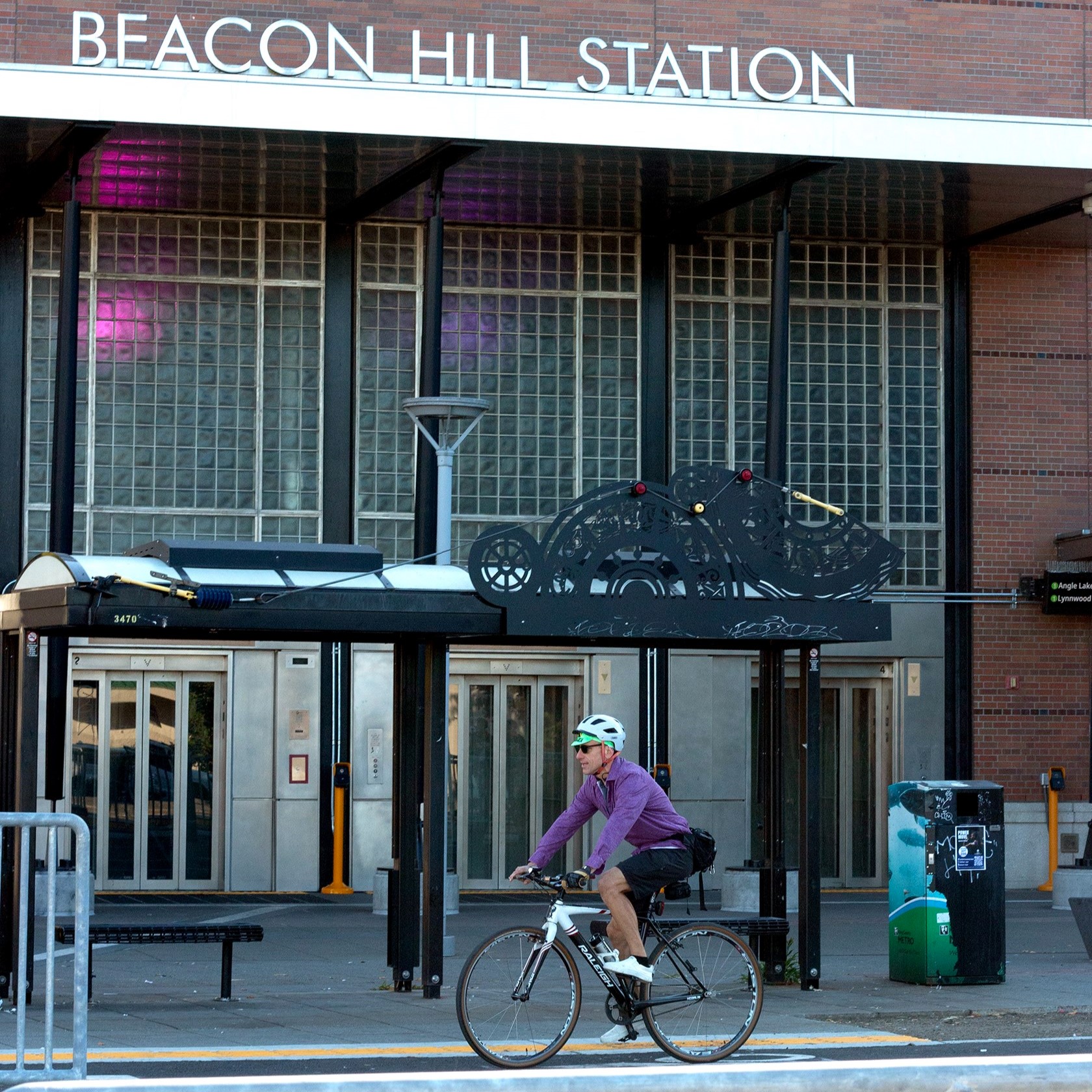 Protected bike lanes at Beacon Hill Station