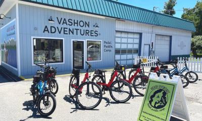 A bike rental shop called Vashon Adventures on Vashon Island