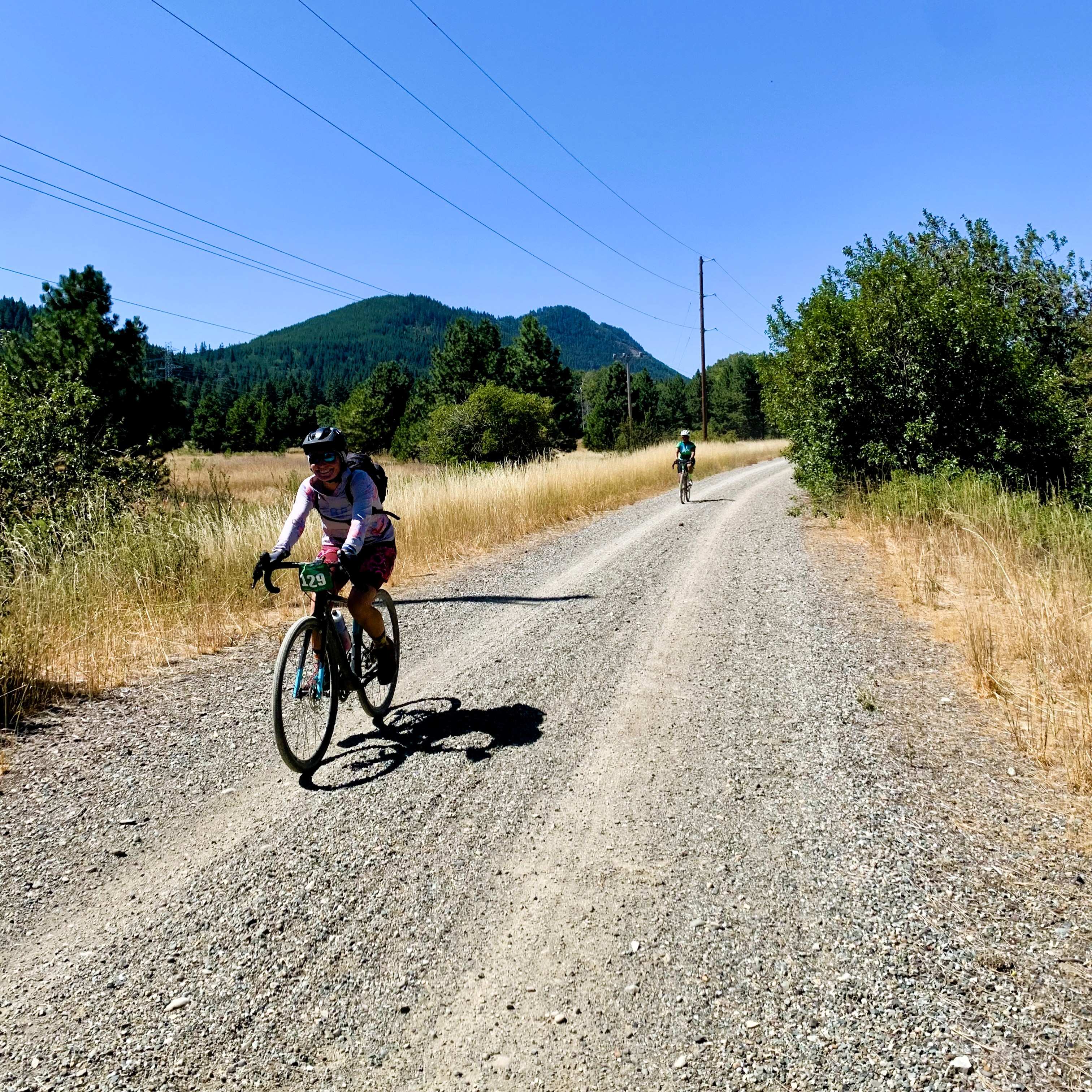 Sunny section of trail before Cle Elum